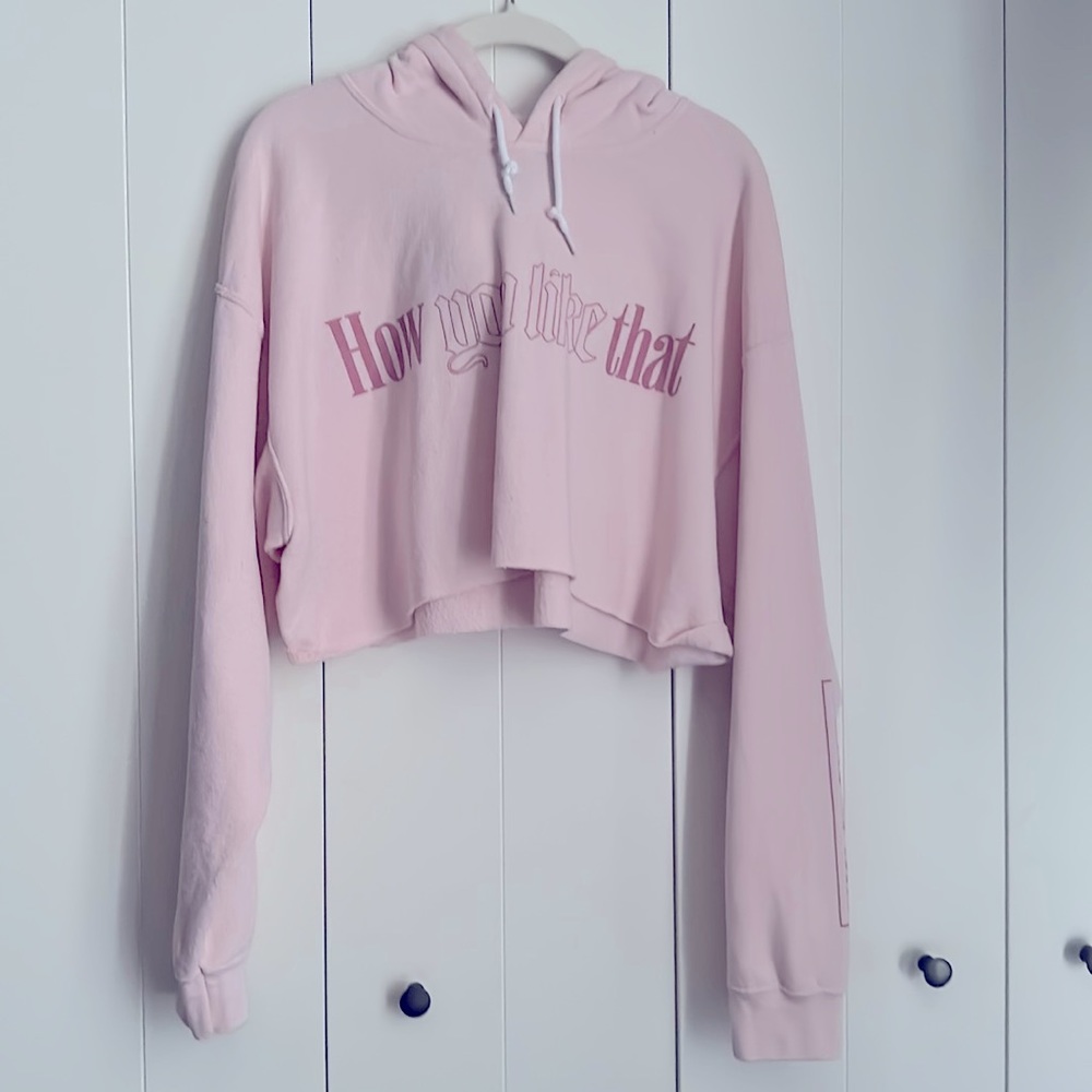 OFFICAL BLACKPINK CROPPED HOODIE